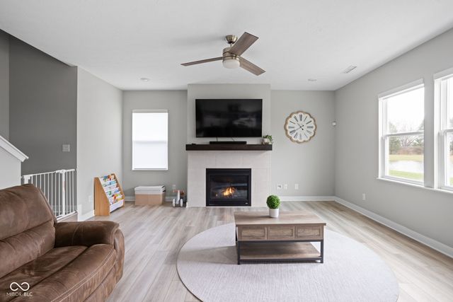 2162 Bauer Creek Drive, Whitestown, IN 46075