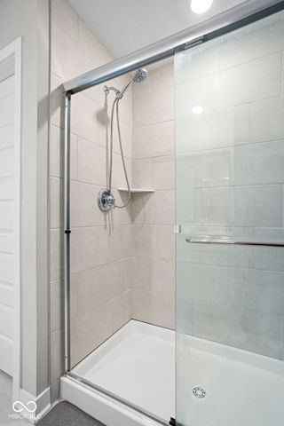 2162 Bauer Creek Drive, Whitestown, IN 46075