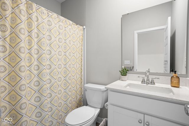 2162 Bauer Creek Drive, Whitestown, IN 46075