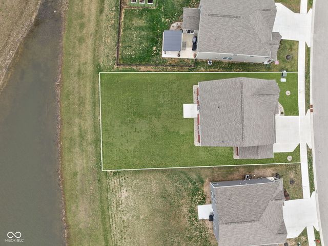 2162 Bauer Creek Drive, Whitestown, IN 46075