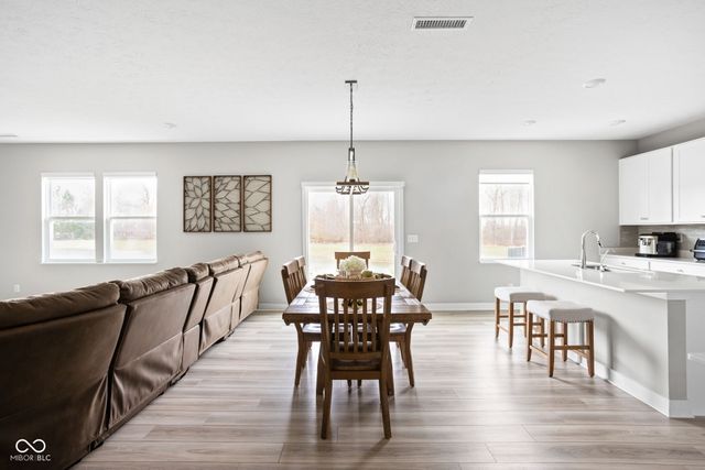 2162 Bauer Creek Drive, Whitestown, IN 46075