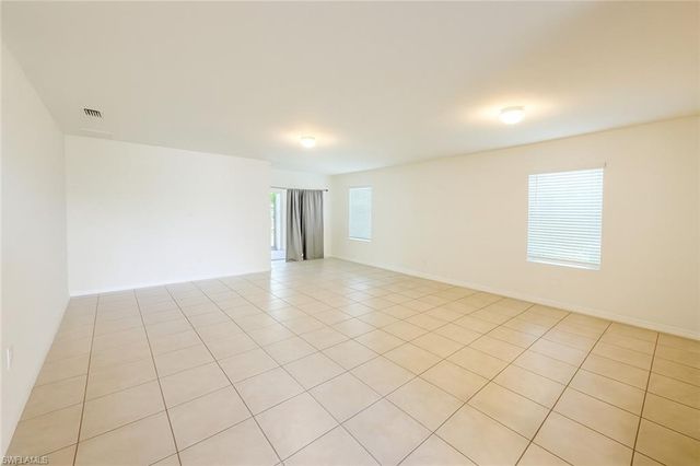 2220 5th AVE, Cape Coral, FL 33909