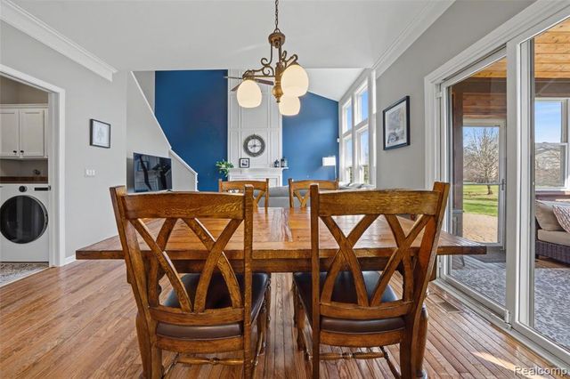 3855 Sequoia Drive, Lake Orion, MI 48360