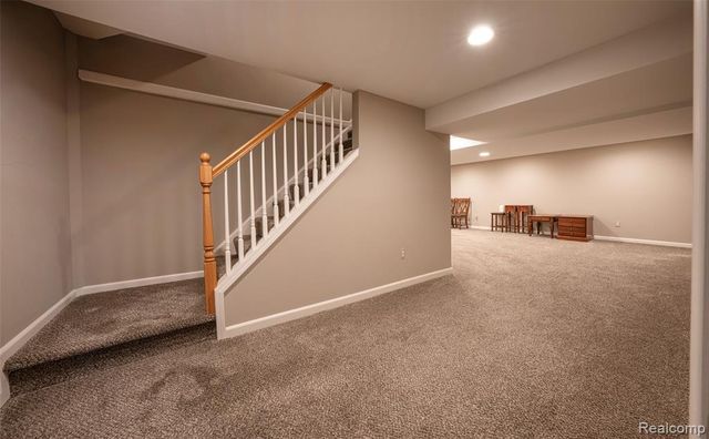 3855 Sequoia Drive, Lake Orion, MI 48360