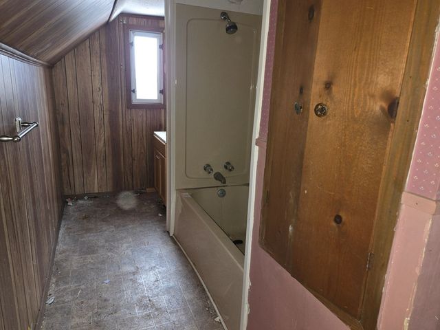 203 Home Avenue, Mansfield, OH 44902