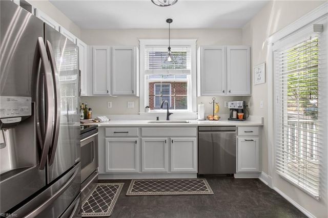 435 E Freemason St Apt 1B, Norfolk, VA 23510