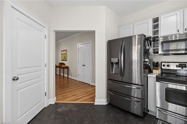 435 E Freemason St Apt 1B, Norfolk, VA 23510