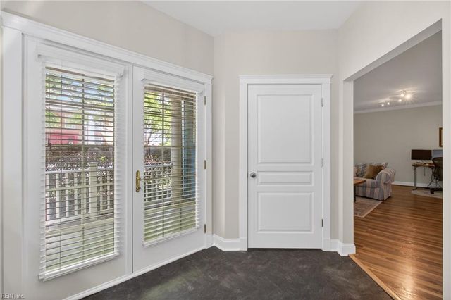 435 E Freemason St Apt 1B, Norfolk, VA 23510