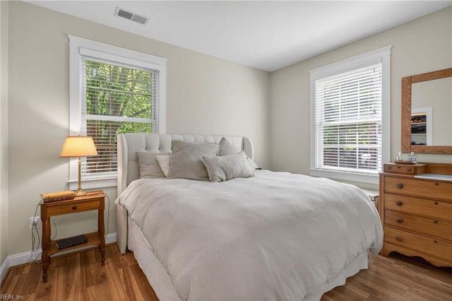 435 E Freemason St Apt 1B, Norfolk, VA 23510