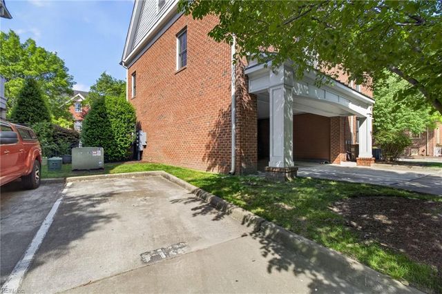 435 E Freemason St Apt 1B, Norfolk, VA 23510