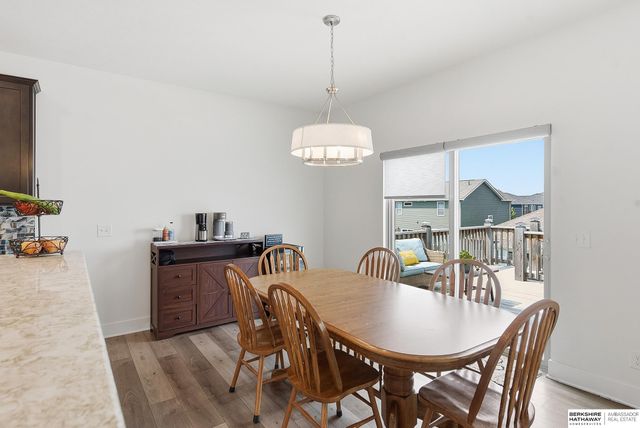 17706 Ogden Street, Omaha, NE 68116