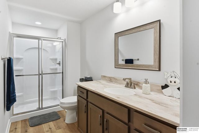 17706 Ogden Street, Omaha, NE 68116