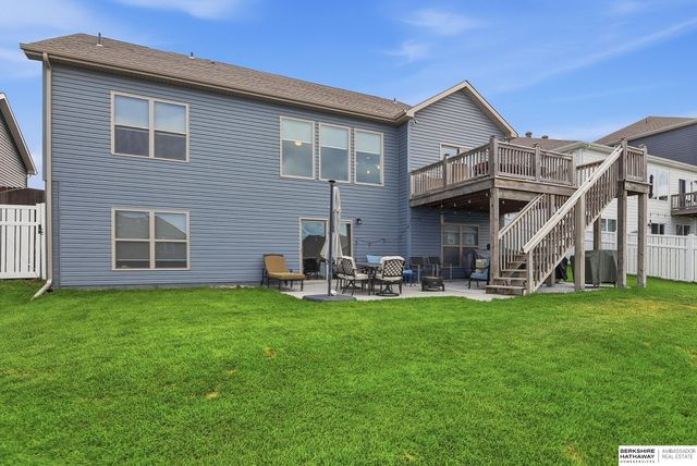 17706 Ogden Street, Omaha, NE 68116