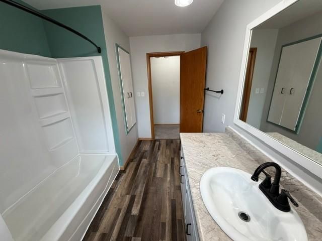 1536 10th Avenue N, Moorhead, MN 56560