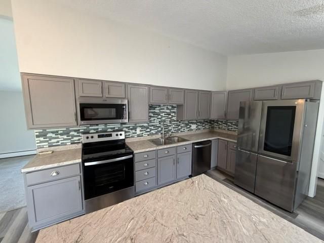 1536 10th Avenue N, Moorhead, MN 56560