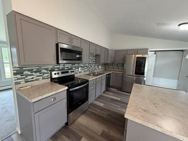 1536 10th Avenue N, Moorhead, MN 56560