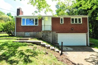 1004 Old Washington Rd, Peters Twp, PA 15317