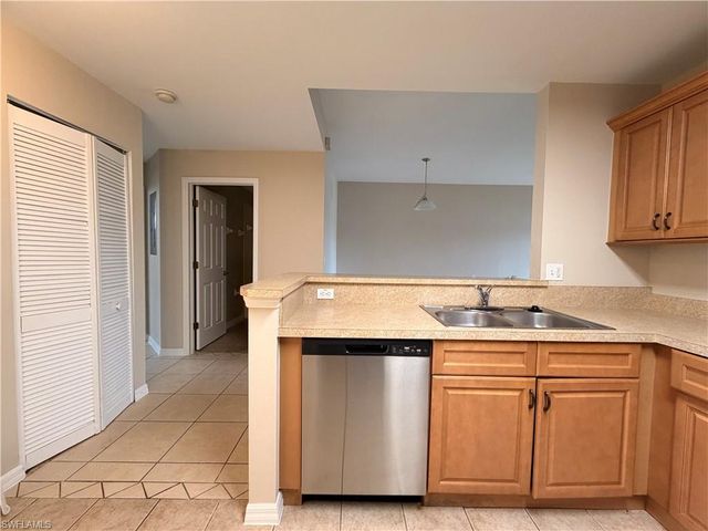 4299 Bellasol CIR 2613, Fort Myers, FL 33916