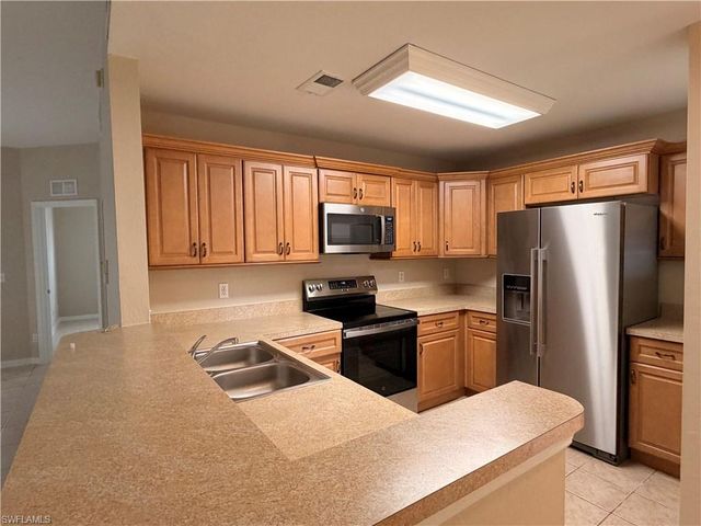 4299 Bellasol CIR 2613, Fort Myers, FL 33916