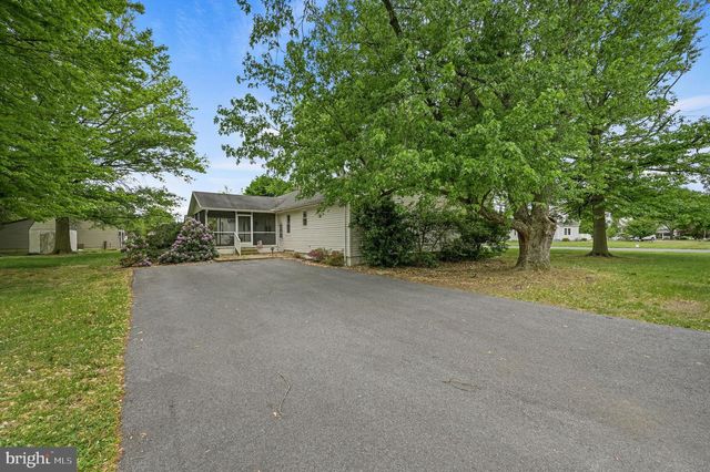 11 SUNSET LN, Milford, DE 19963
