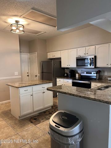 1829 ASHMORE GREEN Drive, Jacksonville, FL 32246