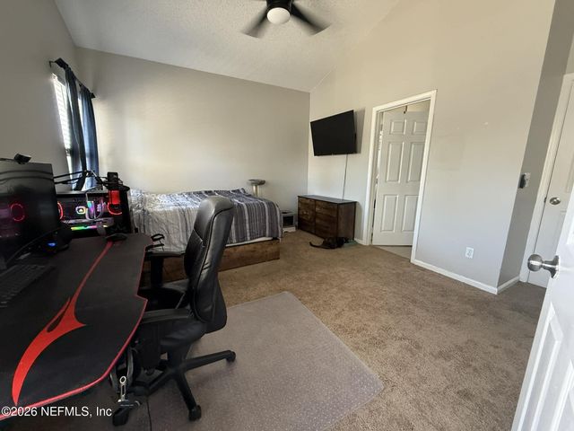 1829 ASHMORE GREEN Drive, Jacksonville, FL 32246