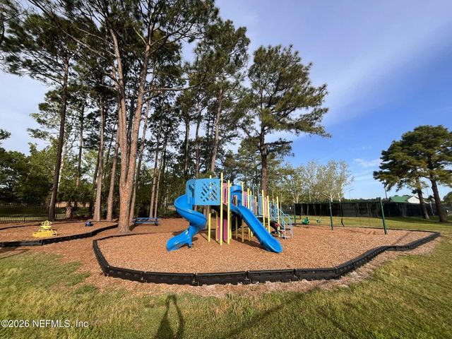 1829 ASHMORE GREEN Drive, Jacksonville, FL 32246