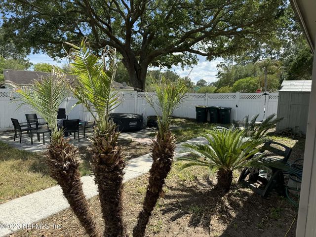 1829 ASHMORE GREEN Drive, Jacksonville, FL 32246