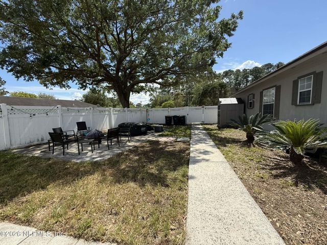 1829 ASHMORE GREEN Drive, Jacksonville, FL 32246