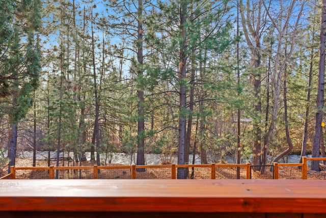 410 S Timber Creek Drive, Sisters, OR 97759