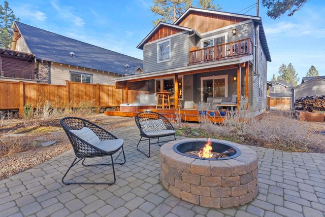 410 S Timber Creek Drive, Sisters, OR 97759