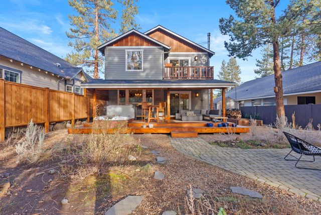 410 S Timber Creek Drive, Sisters, OR 97759