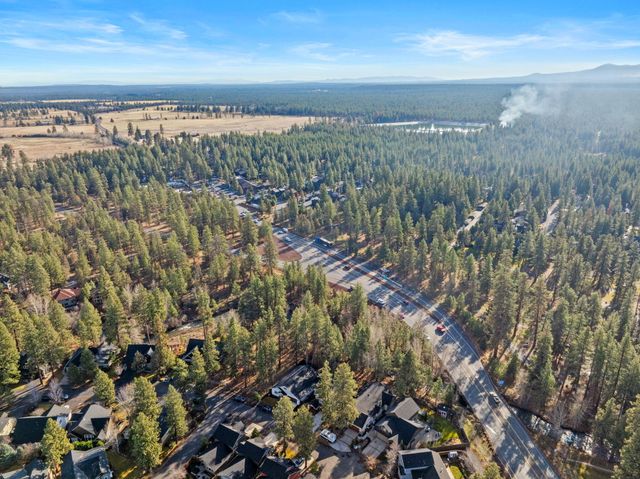 410 S Timber Creek Drive, Sisters, OR 97759