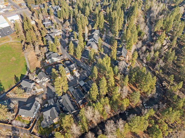 410 S Timber Creek Drive, Sisters, OR 97759