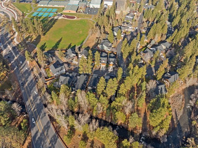 410 S Timber Creek Drive, Sisters, OR 97759