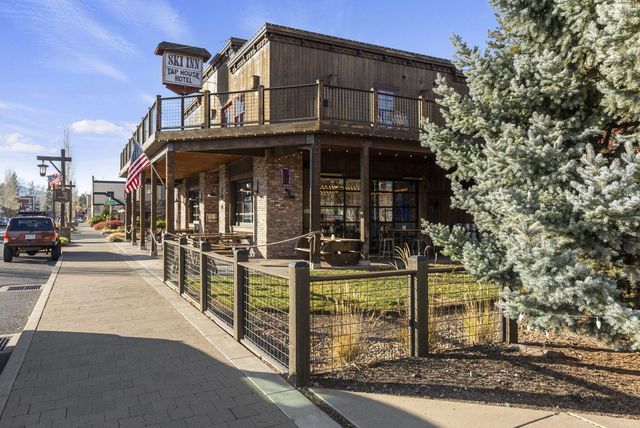 410 S Timber Creek Drive, Sisters, OR 97759