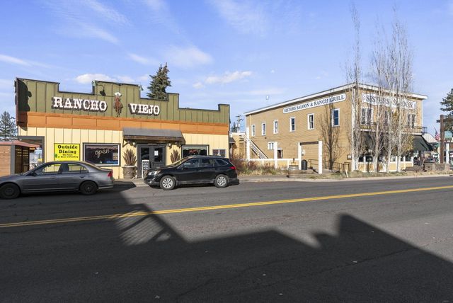 410 S Timber Creek Drive, Sisters, OR 97759