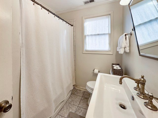 24 NORMANDY CIR, Memphis, TN 38111