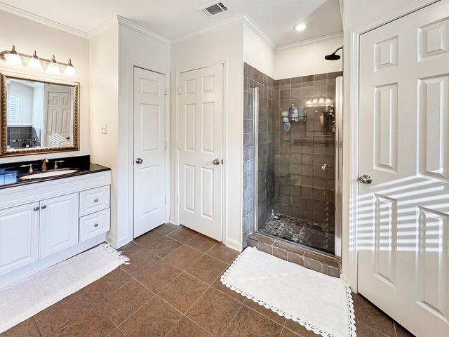 24 NORMANDY CIR, Memphis, TN 38111