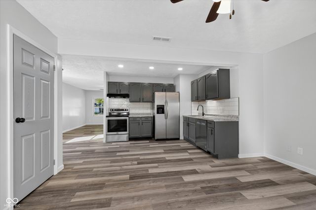 1012 Fenley Drive, Lebanon, IN 46052