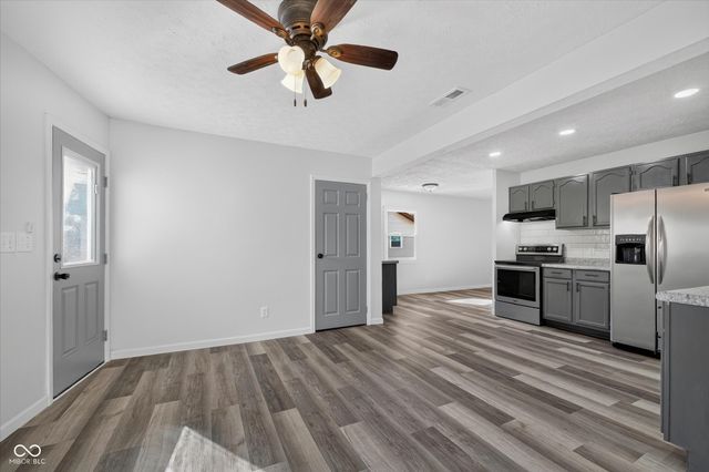 1012 Fenley Drive, Lebanon, IN 46052