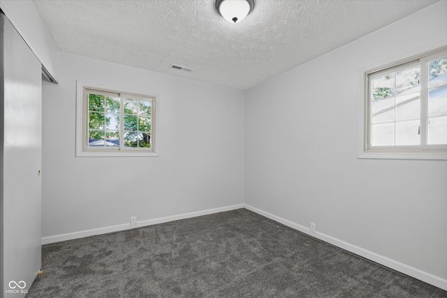 1012 Fenley Drive, Lebanon, IN 46052
