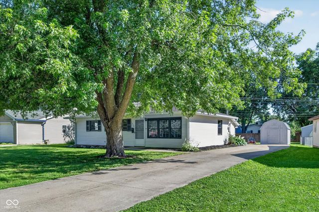 1012 Fenley Drive, Lebanon, IN 46052