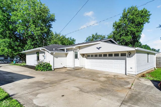 1012 Fenley Drive, Lebanon, IN 46052