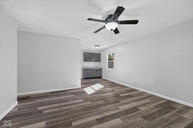 1012 Fenley Drive, Lebanon, IN 46052