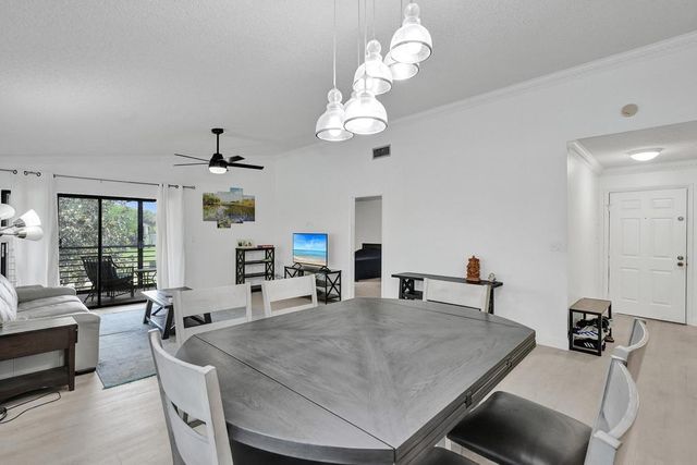 9361 SW 23rd Street 3203, Davie, FL 33324