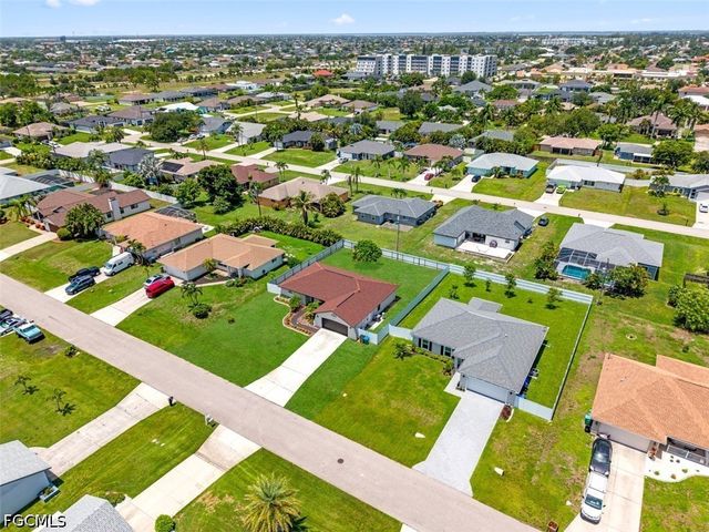 2214 SW 13th AVE, Cape Coral, FL 33991