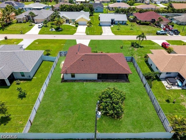 2214 SW 13th AVE, Cape Coral, FL 33991