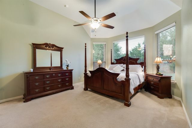 931 Senna Drive, Lantana, TX 76226