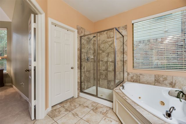 931 Senna Drive, Lantana, TX 76226